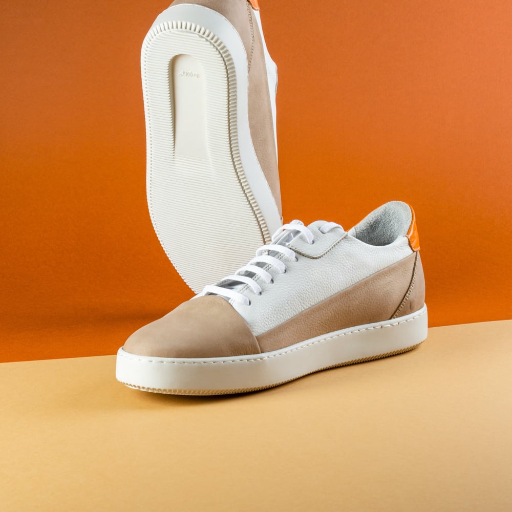 Sneaker1